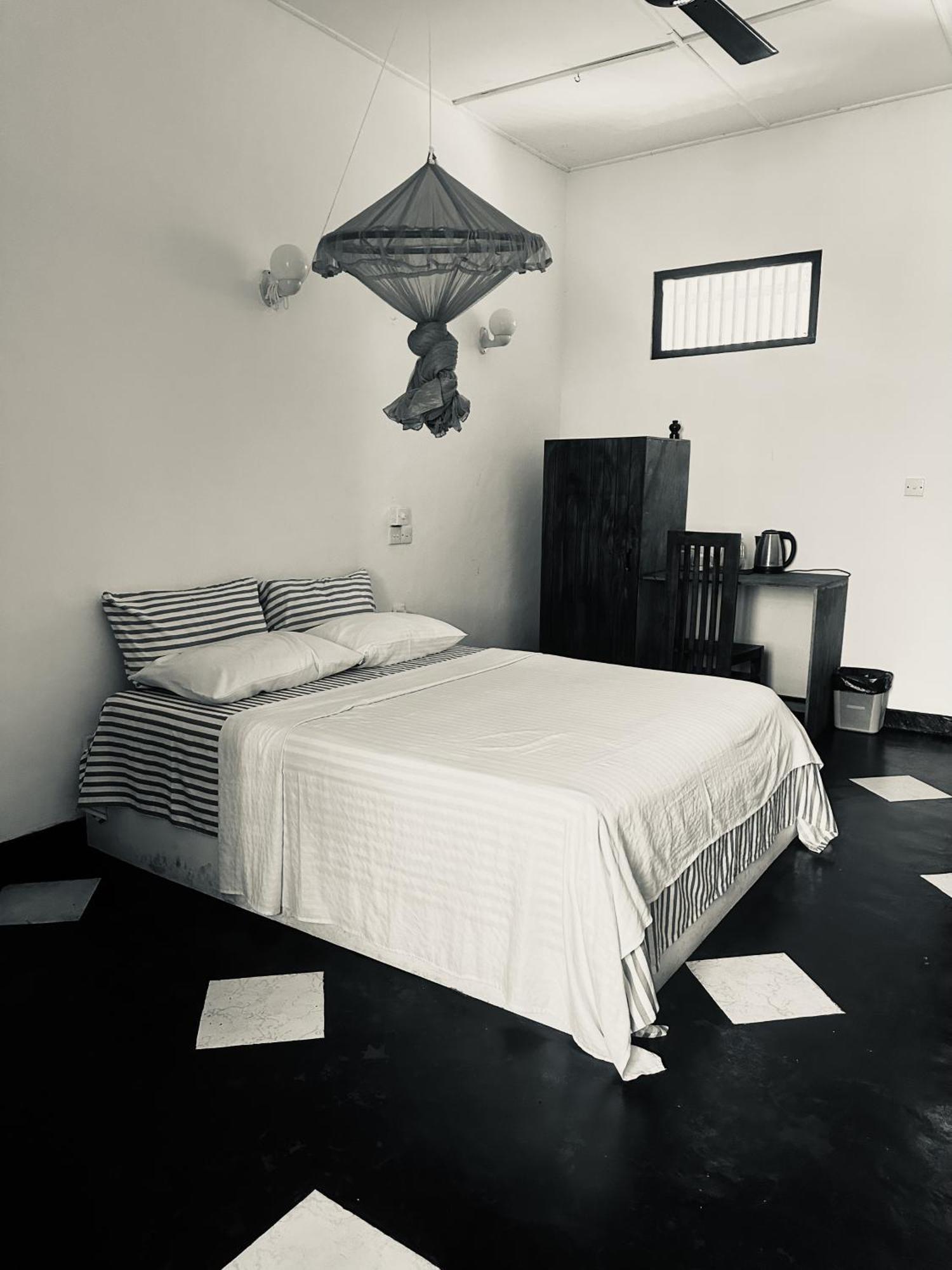 Rock Hill Hotel Гале Екстериор снимка